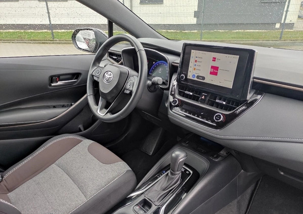 Toyota Corolla cena 138800 przebieg: 19405, rok produkcji 2022 z Jasło małe 137